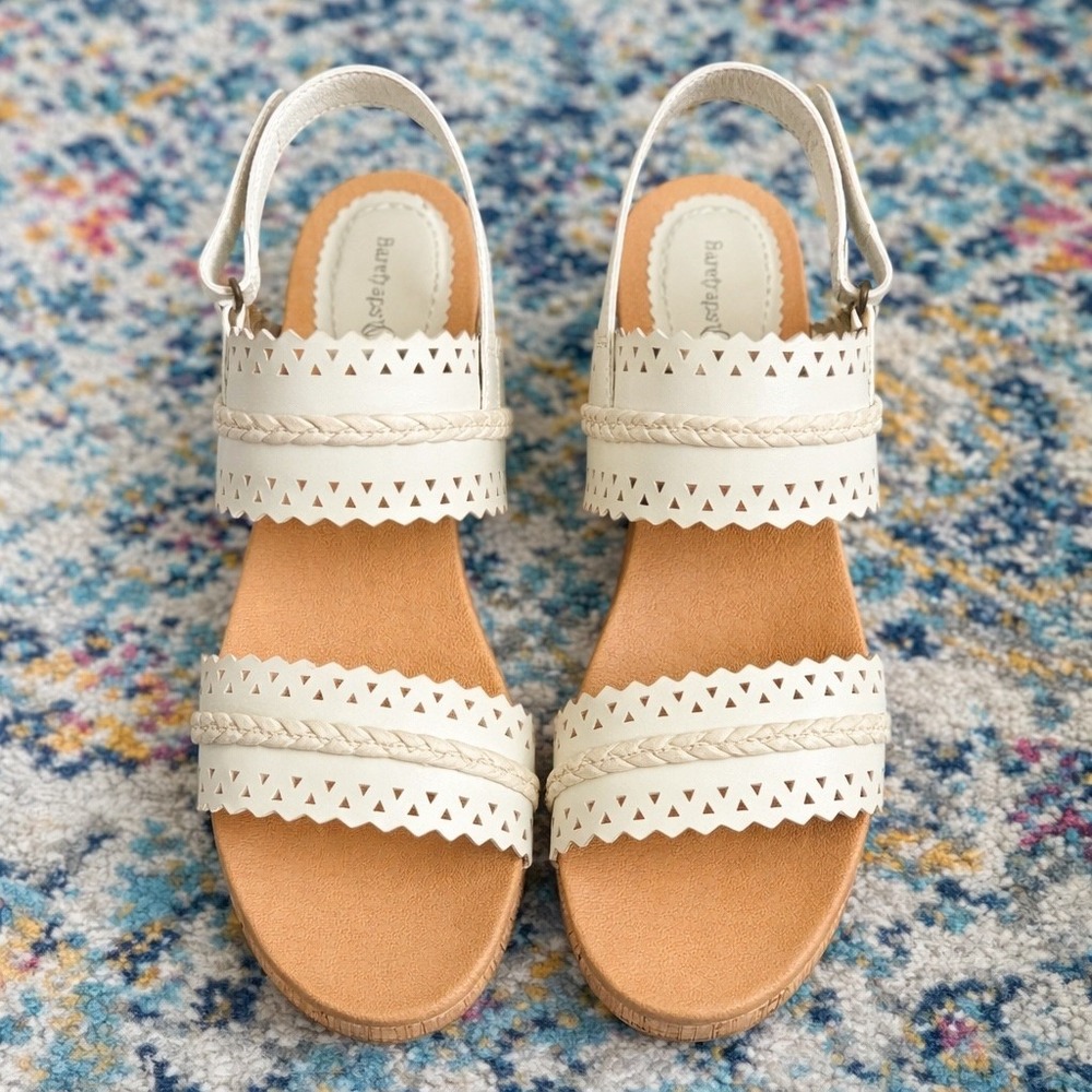 BareTraps Rene White Laser Cut Cork Wedge Sandals Slingback Size 10